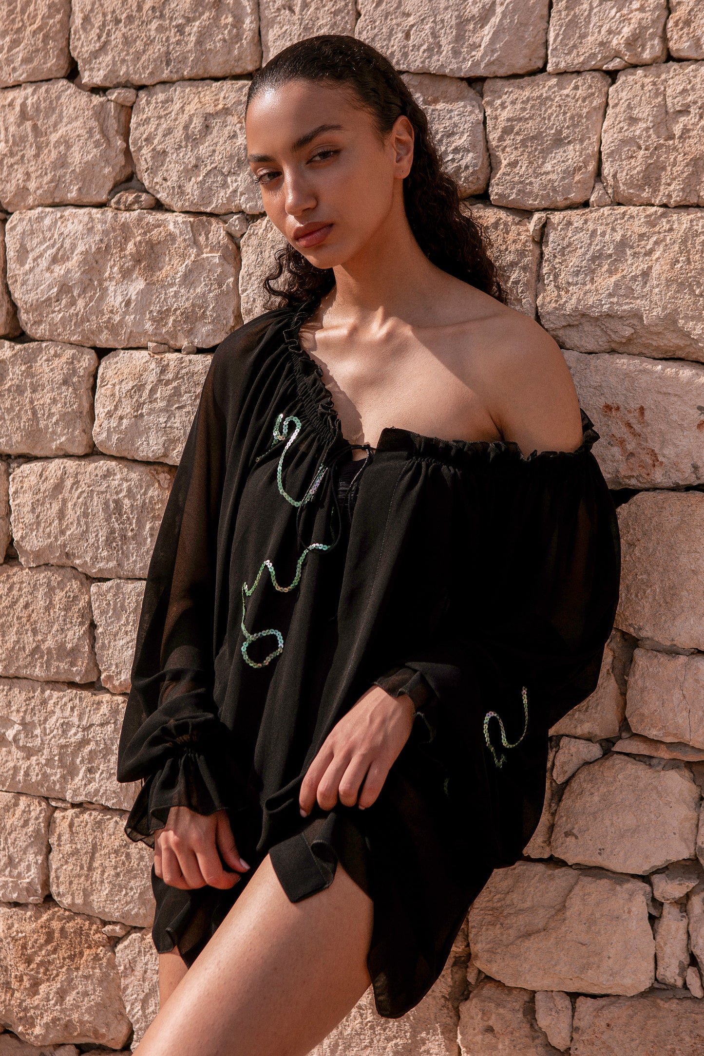 SCARLET BLOUSE | BLACK